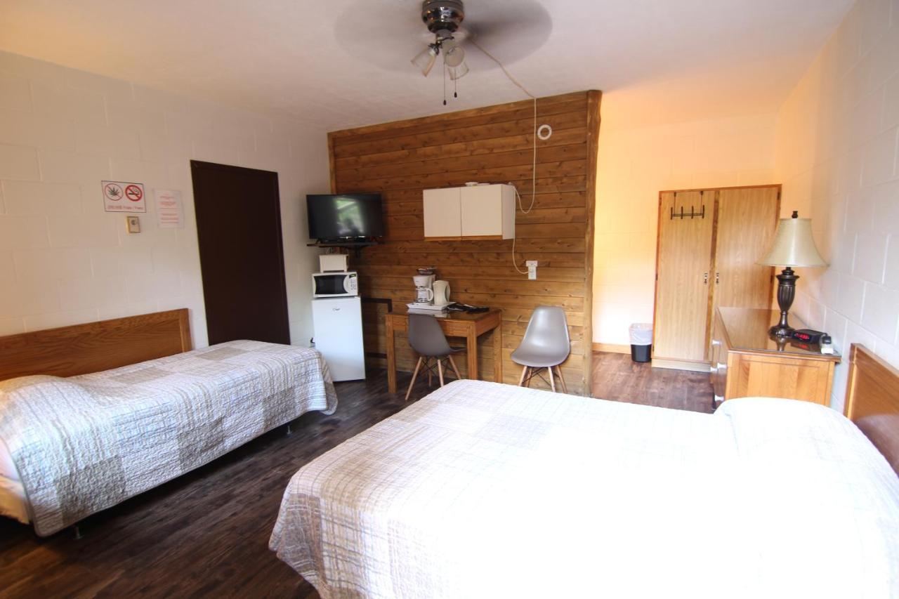 Motel Lennoxville Sherbrooke Exterior foto
