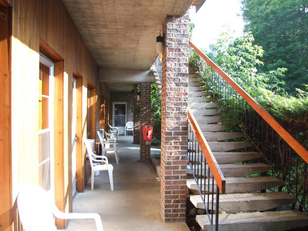 Motel Lennoxville Sherbrooke Exterior foto
